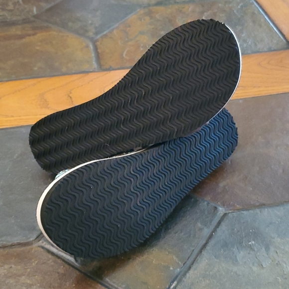 Braided Sandals - Picture 5 of 7